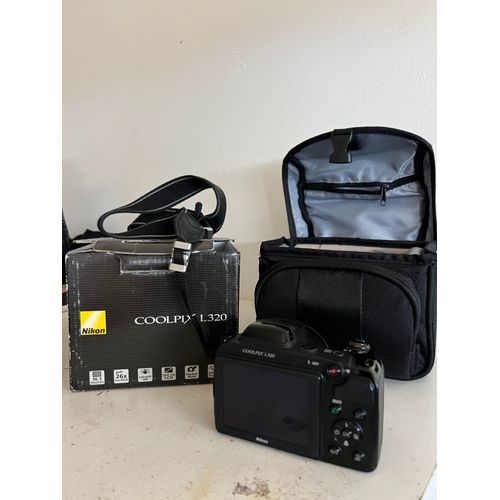 Nikon Coolpix L320 compact 16.1 mpix Noir + Objectif Nikon Nikkor 26X Wide Optical Zoom ED VR 22.5-585mm f/3.1-5.9
