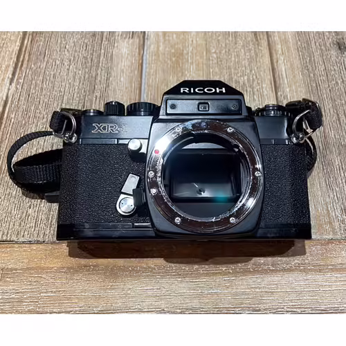 【RICOH】 XR RIKENON 1:2 50mm Ricoh XR-1 + objectif XR Rikenon 1 : 2 50mm + divers accessoires