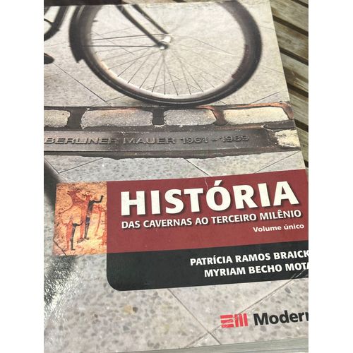 História D’As Cavernes Ai Terceiro Milênio