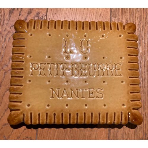 Dessous De Plat, Lu Petit-Beurre En Céramique.