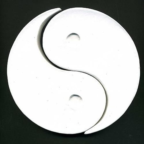 Support À Décorer En Papier Mâché - Symbole Yin  Et  Yang - 16 X 16 Cm