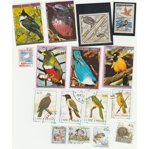 17 Timbres De Divers Pays - Animaux - Oiseaux