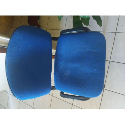 Chaises En Tissu Bleu En Lot Ou À L'unité