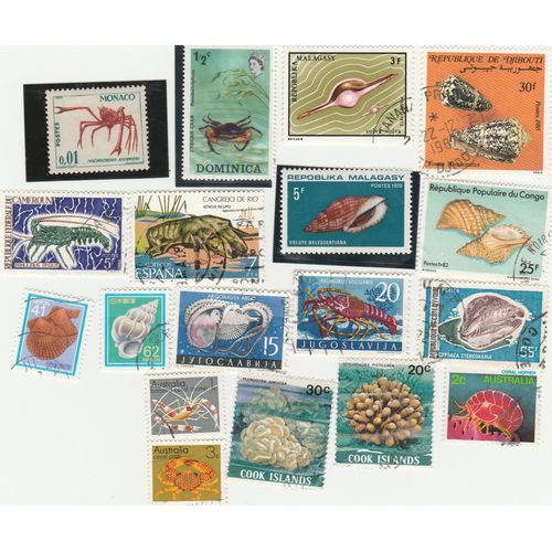 18 Timbres De Divers Pays - Animaux - Crustacés Et Animaux Marins
