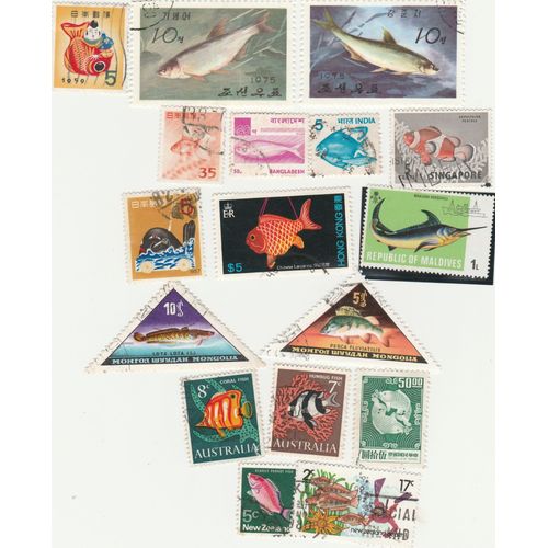 17 Timbres De Divers Pays D'asie Et Oceanie - Animaux - Poissons