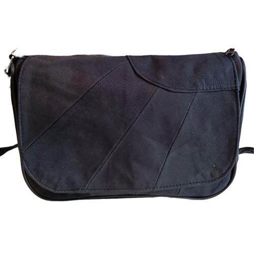 PROMOTION ! Sac bandoulière cuir 'Janis' marine mat - 29x20x8 cm