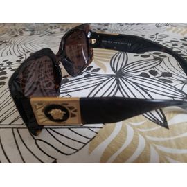 Lunettes De Soleil Pour Femme Versace.