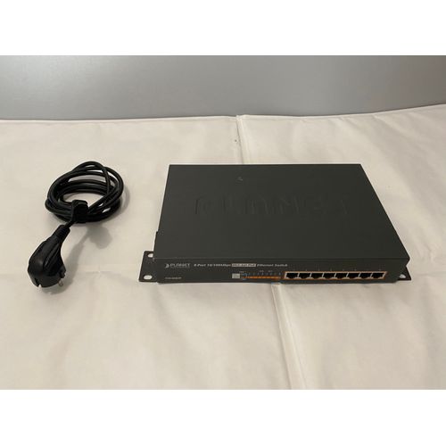 Commutateur Planet 8-Port 10/100MBPS - Planet FSD-808HP - excellent état