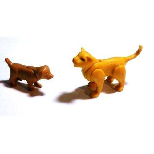 Lot De 2 Figurines Animales "Playmobil", Le Chien Et La Lionne