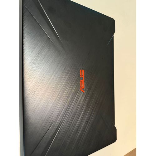 Asus TUF705GD-EW135T - 17.3" Intel Core i5 - Ram 8 Go - DD 128 Go