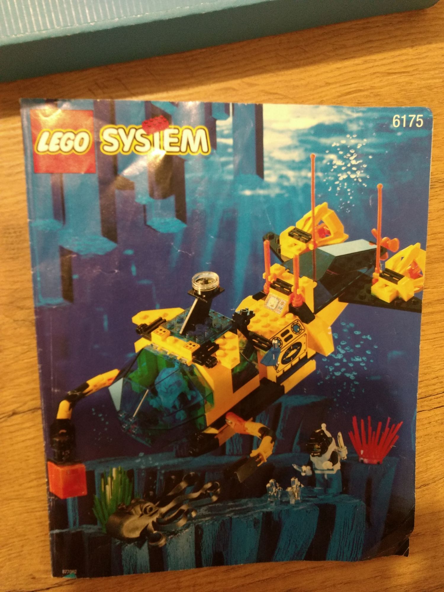 LEGO AQUAZONE 6175 - Sous-marin Crystal Explorer