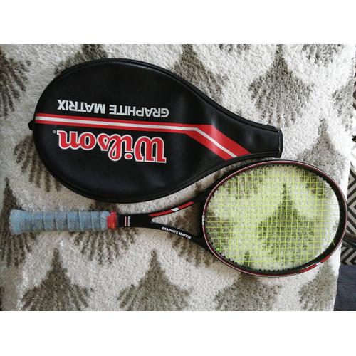 Raquette De Tennis Vintage De Marque Wilson, Modèle Graphite Matrix, - Midsize - Cordée 19 X 16, Avec Sur Grip - Manche 4 3/8 (L3) Et Sa Housse D'origine