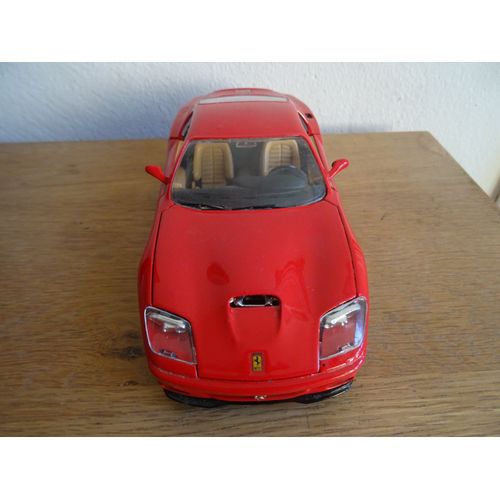 Ferrari 550 Maranello 1996-Bburago