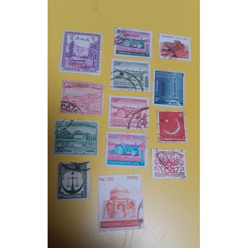 Timbre Pakistan Lot De 13 Timbres Oblitérés Ref 3410