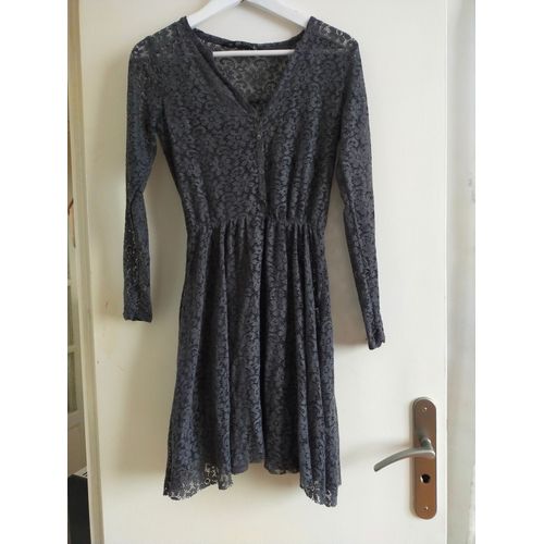 Jolie Robe Zara En Dentelle Grise Avec Sous-Robe S Tbe