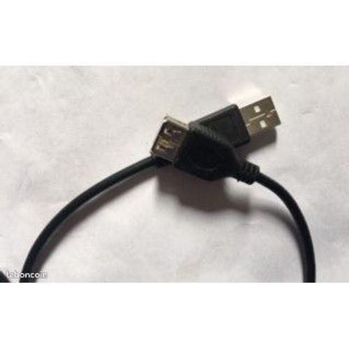 LOT DE 4 CABLES 2 EUROS LE LOT
