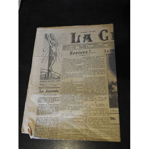 Journal "La Croix" Du 30 Juin 1930 : Fête Du Sacré Coeur, Événements De Malte, Évacuation Rhénanie....