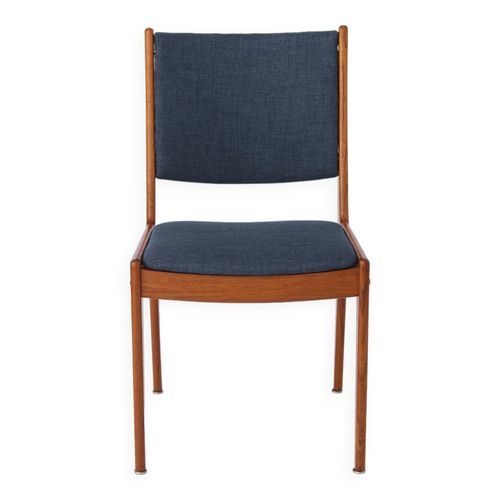 1 Des 2 Chaises Danoises En Bois De Teck Par Johannes Andersen Uldum Mbelfabrik Annes 1960 Marron