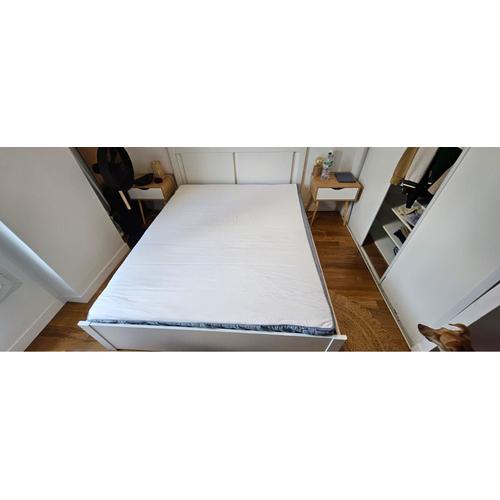 Lit Ikea 160x200en Excellent État (Socle + Matelas)