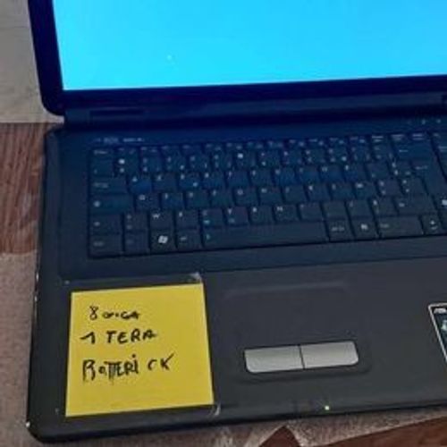 Asus X70I - 17" Intel Core 2 Duo - Ram 8 Go - DD 1 To