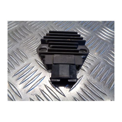 Regulateur Charge Batterie Scooter Honda 125 Dylan Sh Arobase Pantheon