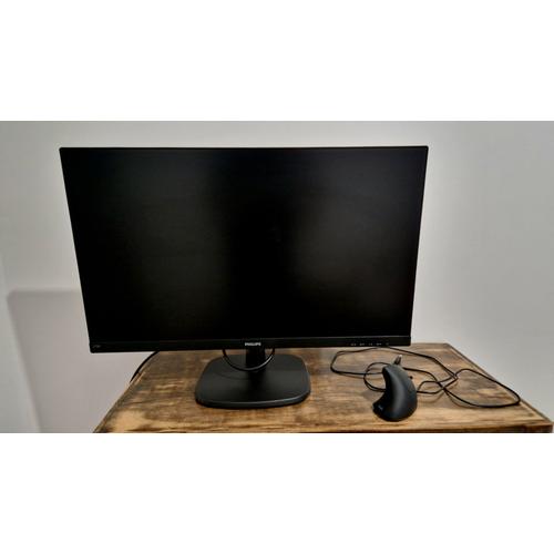 Moniteur écran plat PC souris