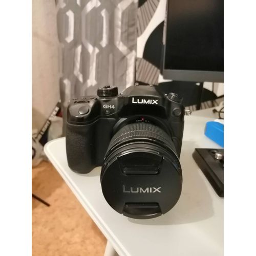 Panasonic Lumix GH4 16 mpix + Objectif 12-60 mm + Vlog