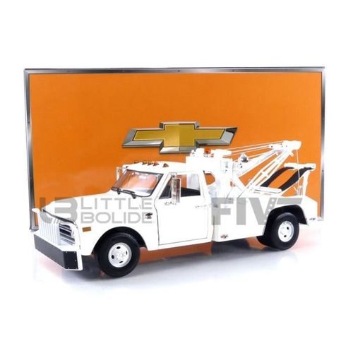 Greenlight Collectibles 1/18 - 13623 - Chevrolet C-30 Dually Wrecker - 1968-Greenlight