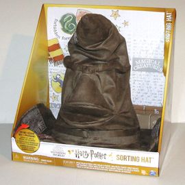 Peluche Harry Potter Le Chapeau Sonore Interactif Dit Choixpeau Spin Master