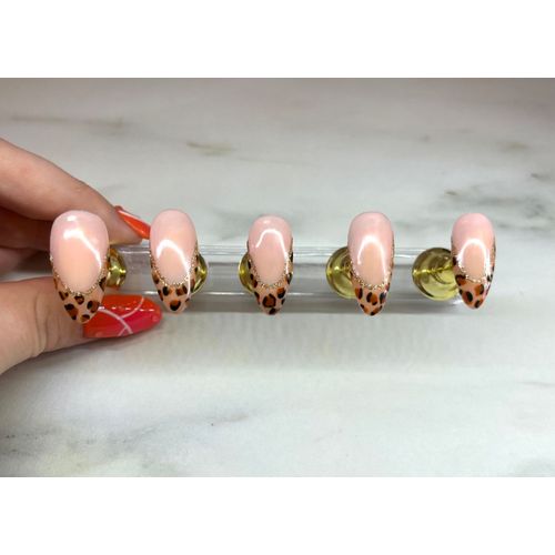 Press On Nails Marron