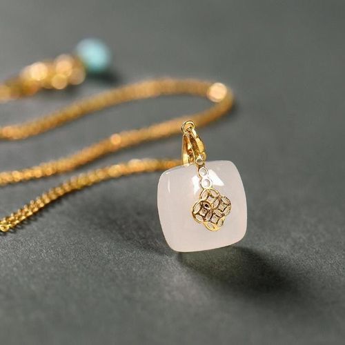 Collier À Pendentif Carré Hetian En Argent Et Jade Pour Femmes, Breloque De Luxe, Doré, Vent Froid, Marque Noble, Nouvelle Collection