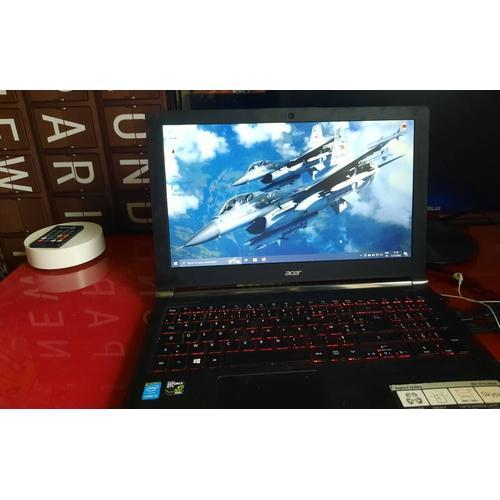 Acer Aspire V Nitro VN7-571G-54QA - 15" Intel Core i5-5200U - 2.2 Ghz - Ram 16 Go - DD 1 To