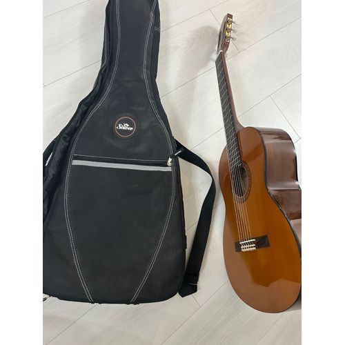 Guitare 3/4 Yamaha Cs40