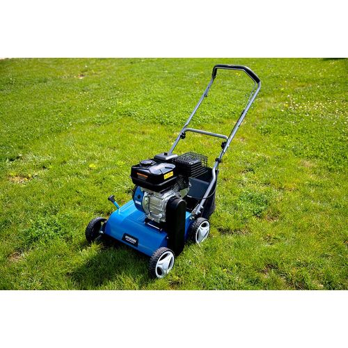 HYUNDAI Scarificateur Thermique 212 cm³ Surface conseillée 2000m² HST4020