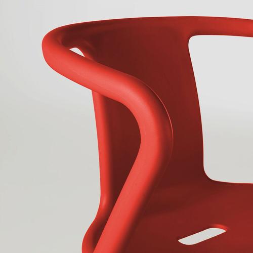 Fauteuil En Plastique Rouge