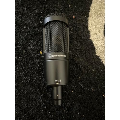 Micro AT2050 XLR