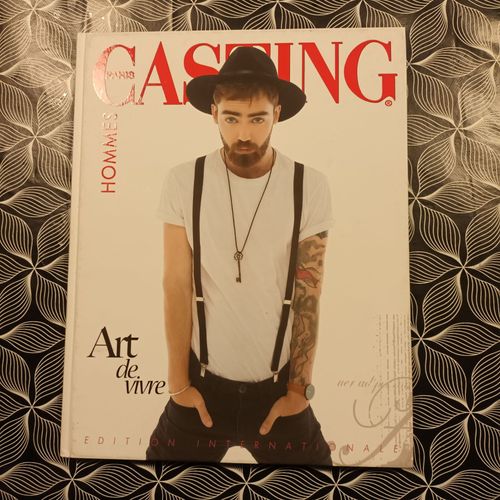 Casting Hommes Art De Vivre Édition Internationale