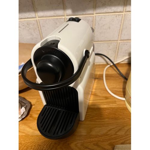 Machine à café Nespresso Inissia Blanche