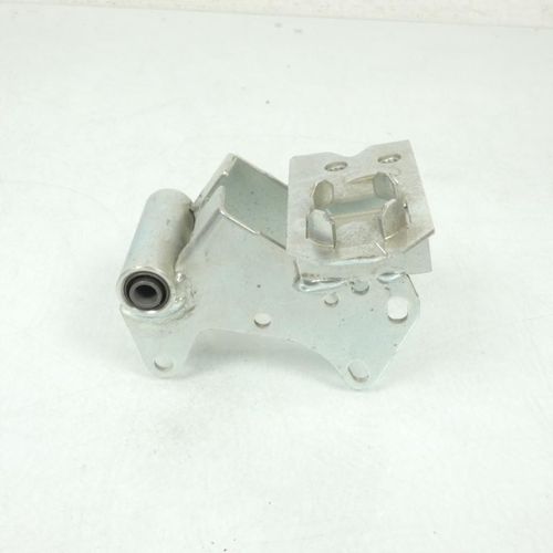Support Moteur Inférieur 765553 719809 Pour Mobylette Peugeot 50 103 Spx Neuf