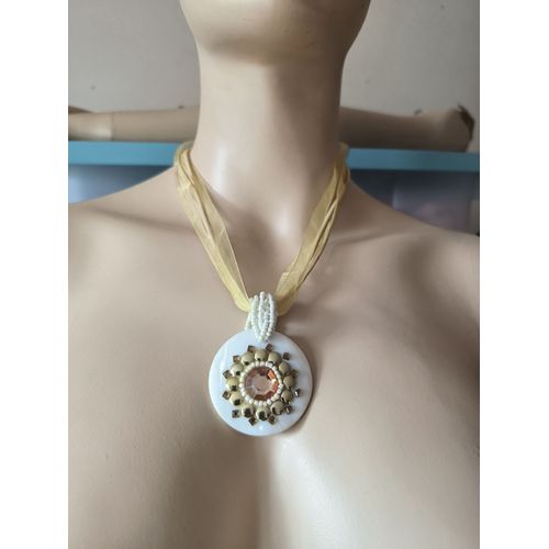 Collier Fantaisie Blanc Et Jaune