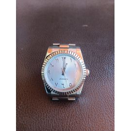 Montre Arabic Dial Blue Light