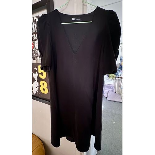 Robe (Zara)