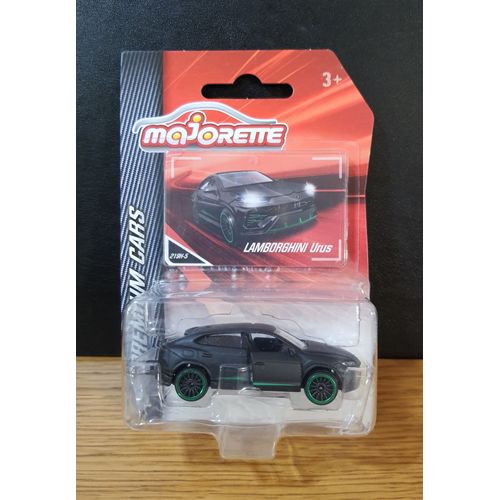 Majorette "Premium Cars" Series 1/64 _2022_ Lamborghini Urus / Mat Black