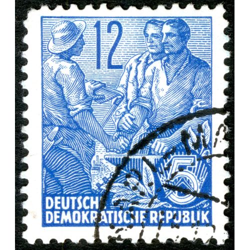 Timbre Oblitéré Deutsche Demokratische Republik, 12
