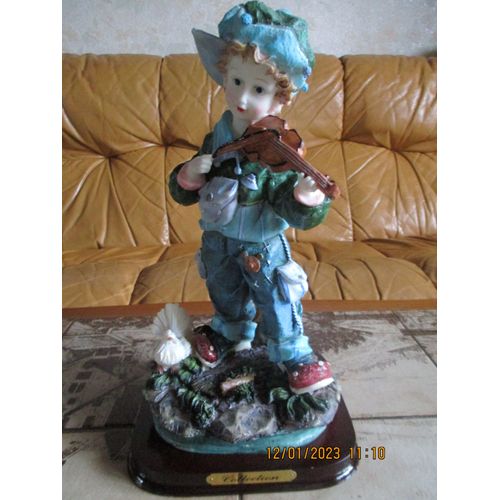 statuette violoniste
