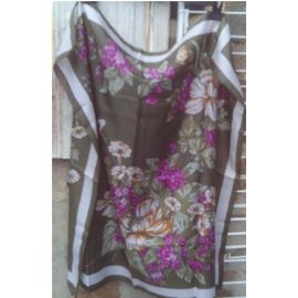 Foulard - " Damart " - Polyester - 78 X 80 Cm Environ