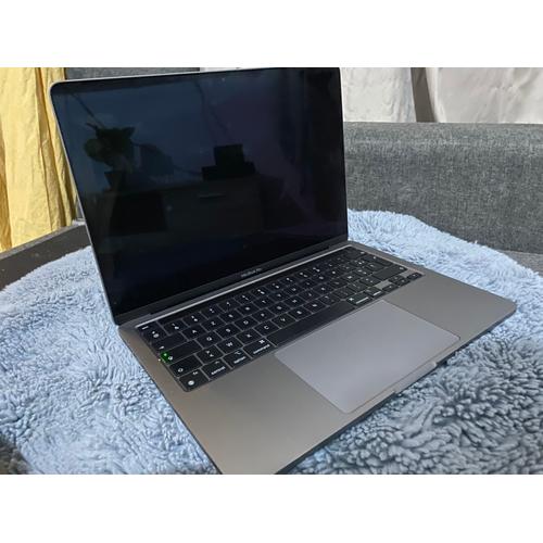 Apple MacBook Pro 13" M2 - Ram 8 Go - SSD 256 Go Puce Apple M2 dernière génération  Mémoire vive 8Go SSD 256Go UTILISÉ DEUX FOIS DEPUIS SON ACHAT EN DÉCEMBRE 2022