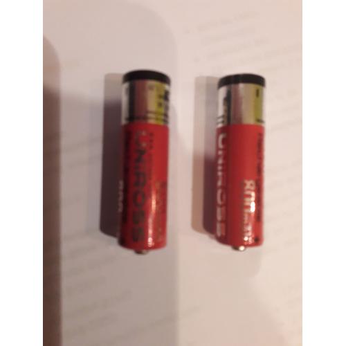 Piles Uniross 800mAh rechargeables