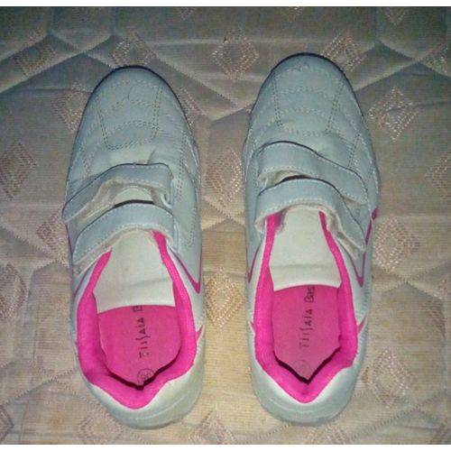 Baskets Tissaia Rose Et Blanches Taille 36..