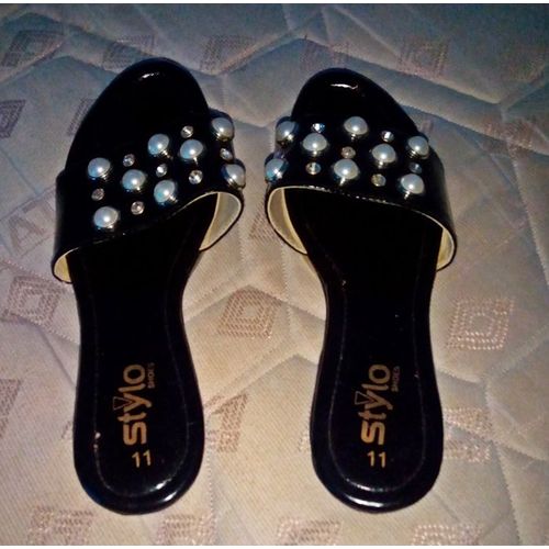 Sandales Strass Noires Taille 36-37 ..
